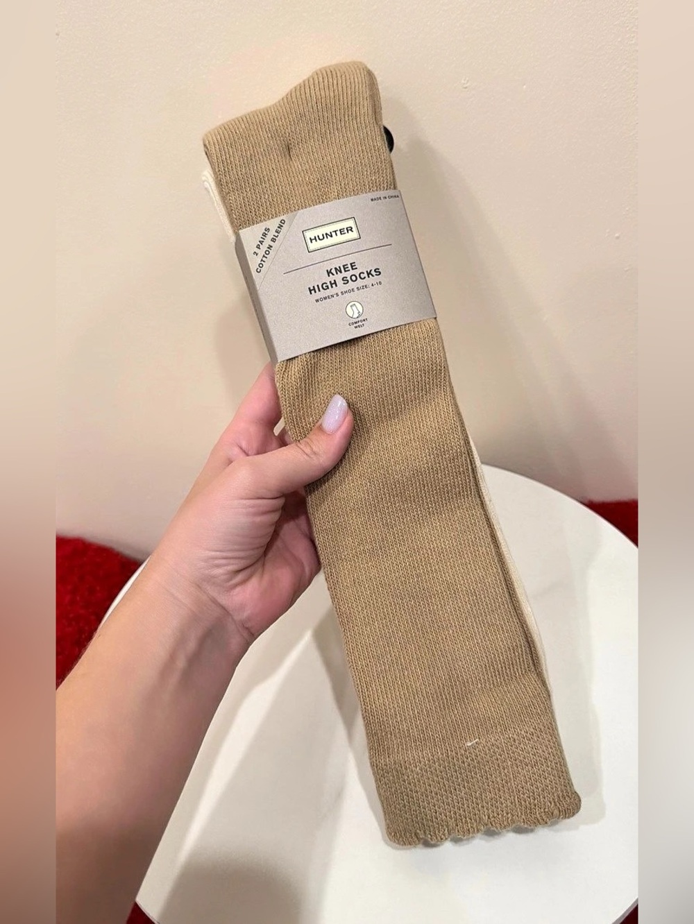 Hunter Womenโs Knee High Socks 2-Pack Beige Cream New